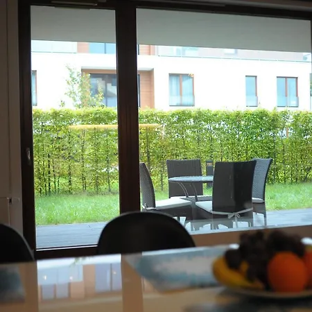 Lily Orlowo - Hav Aparts Appartement *